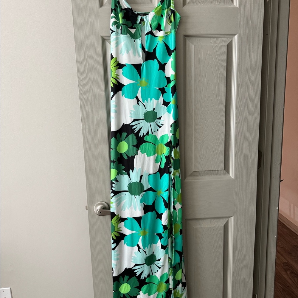 Floral Bodycon Maxi Dress with Cutout
